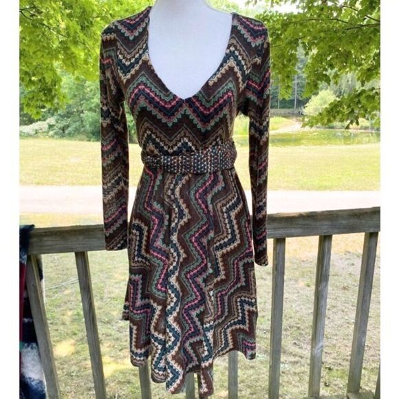 Uncle Frank Dresses & Skirts - Uncle Frank Women's Multicolor Zig Zag Long Sleeve Ruffle Midi Dress Size Small
